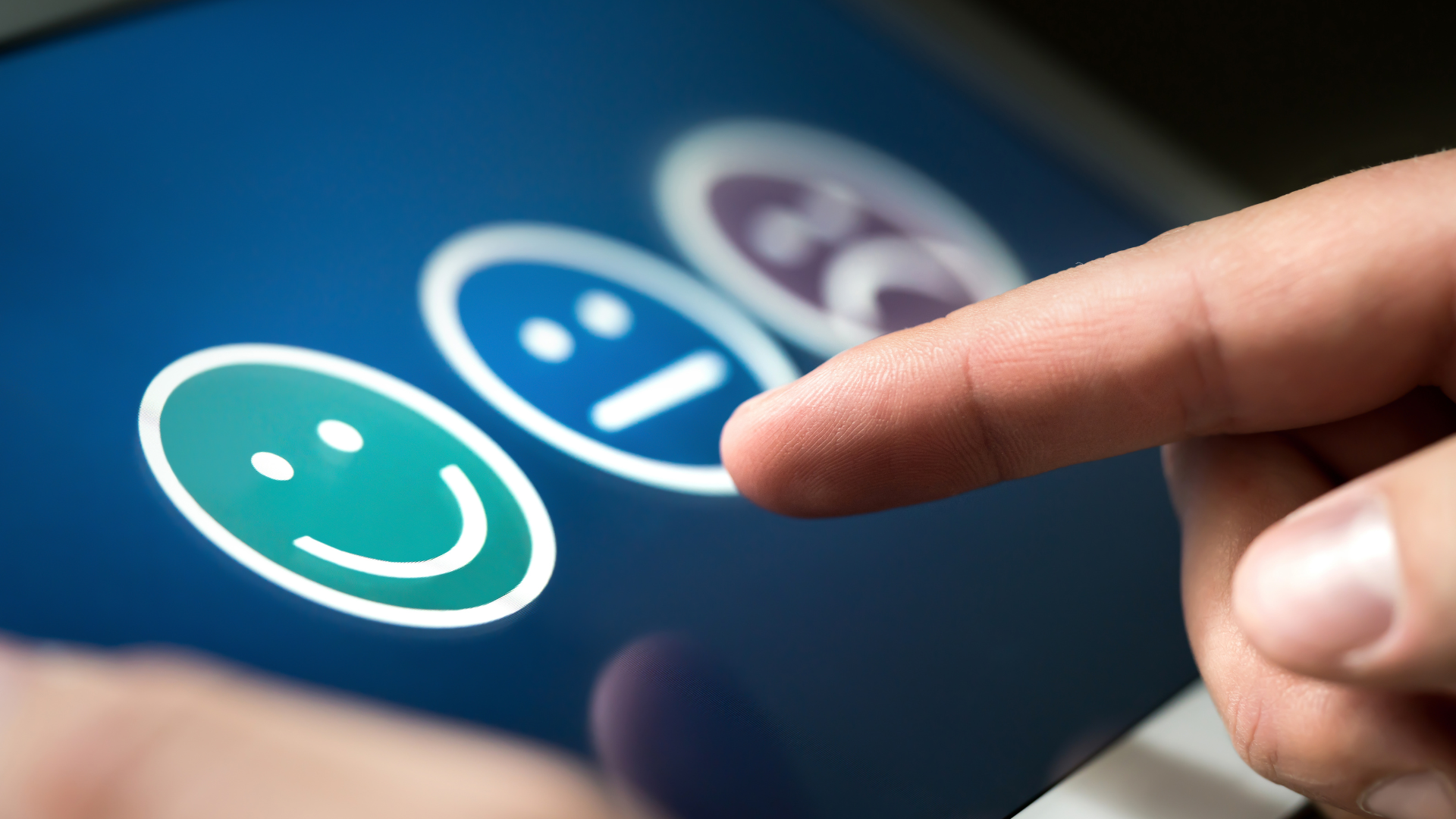 How Queue Management Systems Reduce Wait Times and Improve the Customer Experience